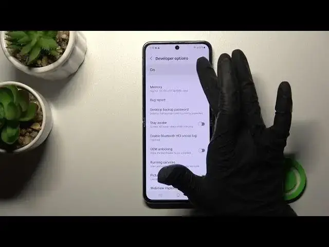 'Video thumbnail for How to Hide Developer Options on Samsung Galaxy Z Flip4 - Switch off Developer Options'