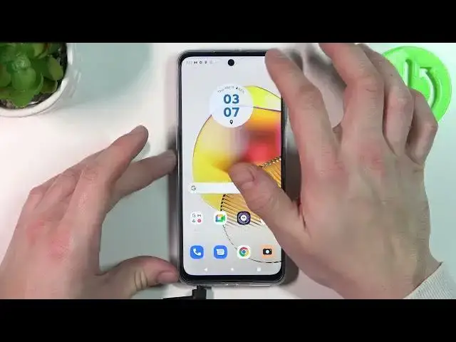 Video thumbnail for How to Connect Headphones with Motorola Moto G73?