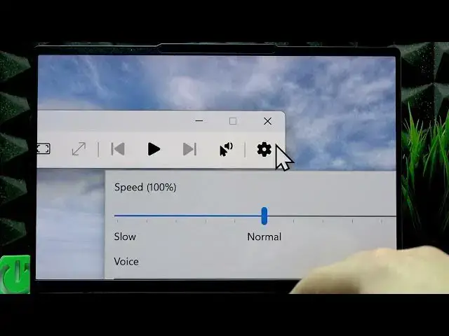 Video thumbnail for LENOVO Yoga Slim 7 – How to Use On-Screen Zoom