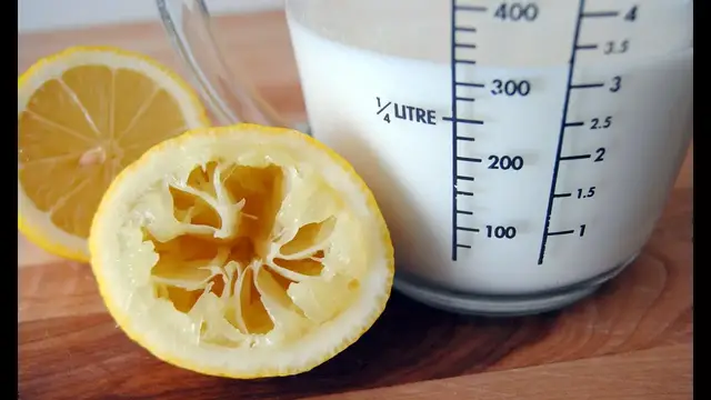 Video thumbnail for Receta Para Hacer Suero De Leche - Cómo Hacer Suero De Leche (Buttermilk) - Sweetysalado.com