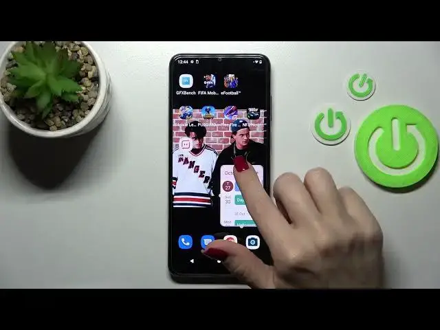 'Video thumbnail for How to Add & Remove Home Screen Widgets on MOTOROLA Moto E22'