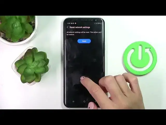 'Video thumbnail for SAMSUNG Galaxy S8+ Restore Network Defaults'