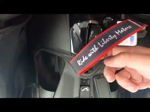 Video thumbnail for Where is Bag Holder in Piaggio Beverly ( 2021 – now )? | How to Find Bag Holder?