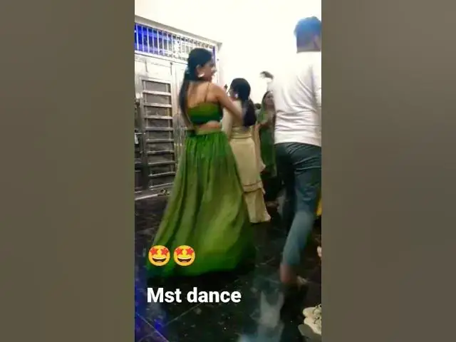 Video thumbnail for bhot acha डांस देशी धुन पे इंग्लिश डांस