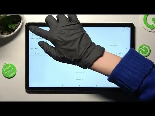 Video thumbnail for LENOVO TAB P11 PLUS - How To Setup Alarm Clock