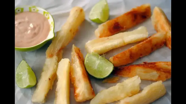 Video thumbnail for YUCA FRIES | How To Make Fried Cassava | SyS