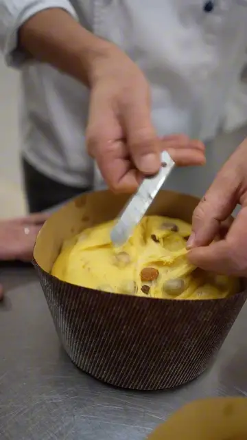 Video thumbnail for Il PANETTONE