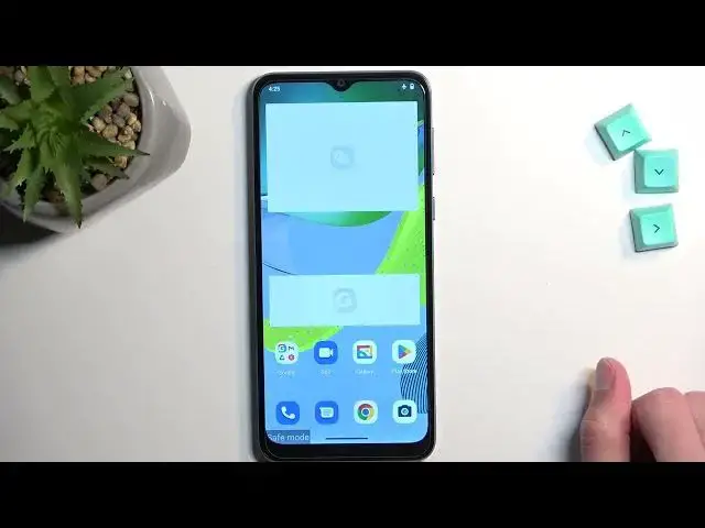 'Video thumbnail for How to Enter Safe Mode on MOTOROLA Moto E13'