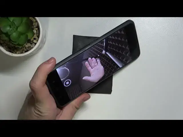 Video thumbnail for Realme GT Neo 2 - How To Take Selfie With Palm Gesture