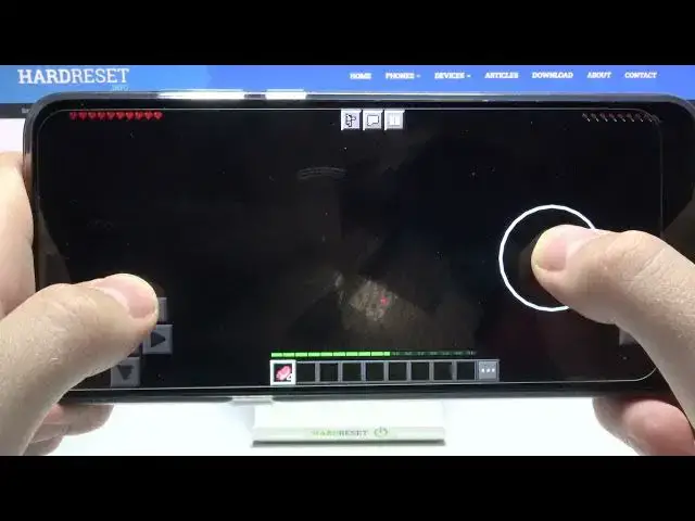 Video thumbnail for Gameplay of Minecraft on TCL 20 SE – Gaming Test