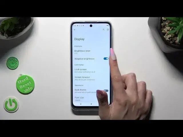 Video thumbnail for How To Turn On Off Auto Brightness On Motorola Moto G32