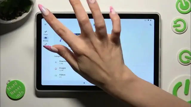 Video thumbnail for How To Clean Storage On LENOVO TAB M9