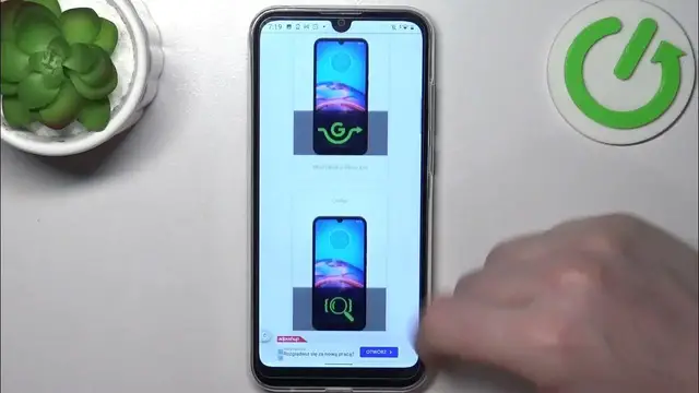 'Video thumbnail for Does Motorola Moto E6i Have Amoled Display?'