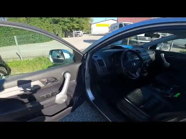 'Video thumbnail for How to Open Gas Tank in Honda CR-V III ( 2006 – 2012 ) | Unlock Fuel Filler'