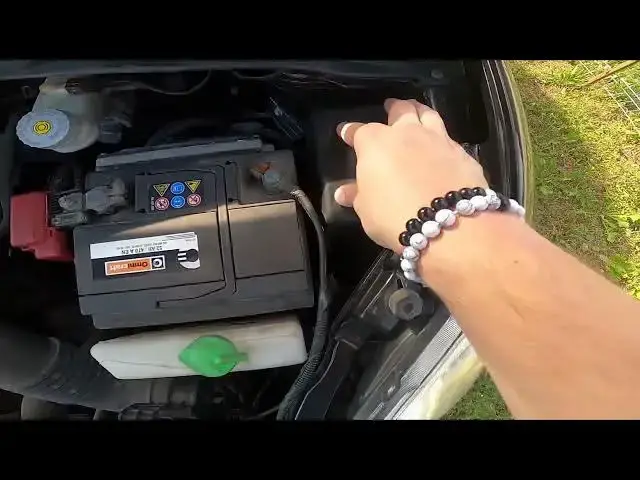 Video thumbnail for Where is Fuse Box Under the Hood in Suzuki Swift IV ( 2004 - 2010 ) - Find Fuse Box
