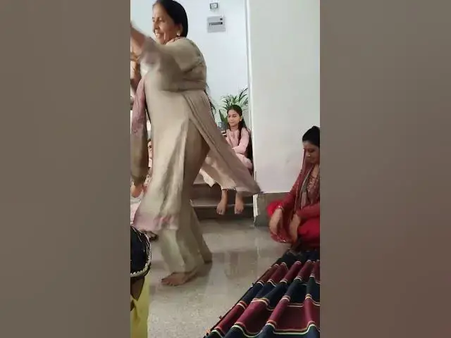 Video thumbnail for हरयाणवी लोक गीत डांस | #Short #Shorts | Happy Lokgeet