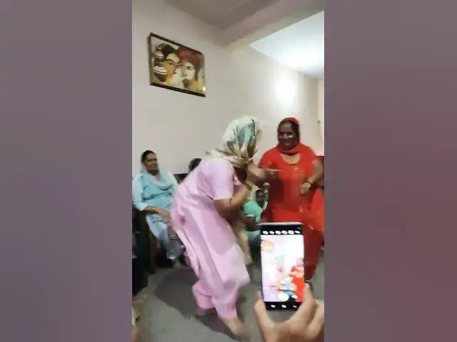 Video thumbnail for इतना मस्त डांस, बस एक बे देख लो,#viral #डांस #shortvideo