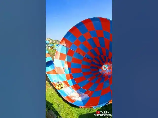Video thumbnail for Swirl Whirl 😲 Water Slides at📍AQUA IMAGICA #shorts #waterpark