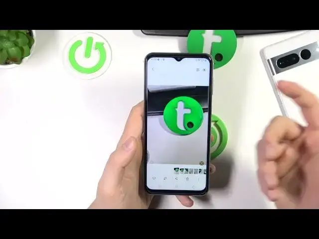 'Video thumbnail for Samsung Galaxy M33 CAMERA TRICKS | How to Improve Photos?'