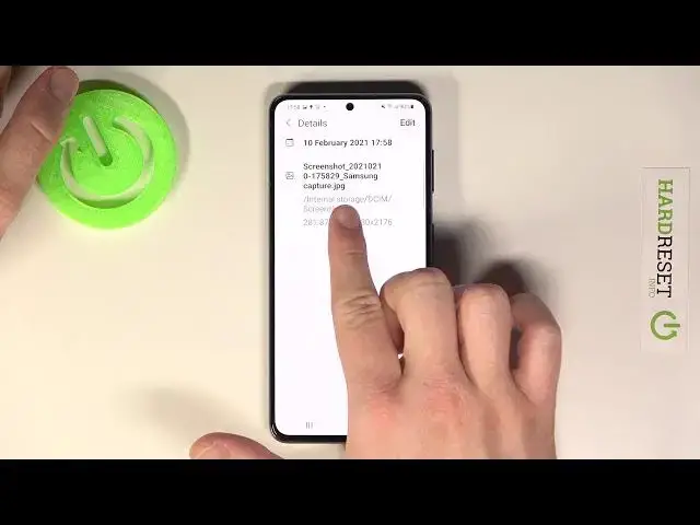 'Video thumbnail for How to Change Screenshot Format in Samsung Galaxy S21? JPG & PNG'