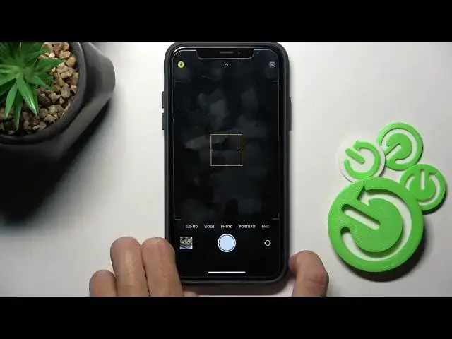 'Video thumbnail for How to Grab Picture & Record Video at Once on iPhone? | Hidden Camera Trick'