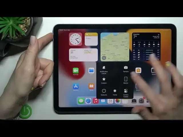 'Video thumbnail for How to Customize Quick Launch in iPad Air 2022 - Apple iPad Air 5th Gen WiFi'
