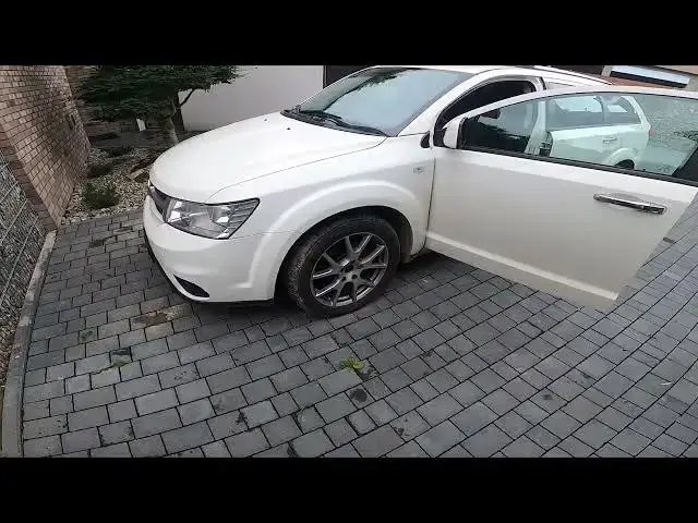 Video thumbnail for How to Find Sticker With Recommended Tire Pressure in Fiat Freemont ( 2011 – 2016 )