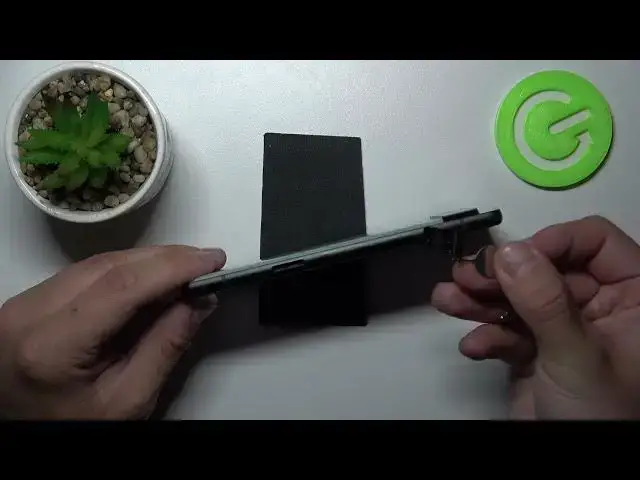 Video thumbnail for Google Pixel 6a - Does it have SD Card Slot