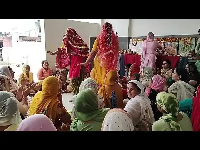 Video thumbnail for जल भरण देवकी आई JAL BHARAN DEVKI AAI BY HAPPY KIRTAN PARTY कृष्ण भजन