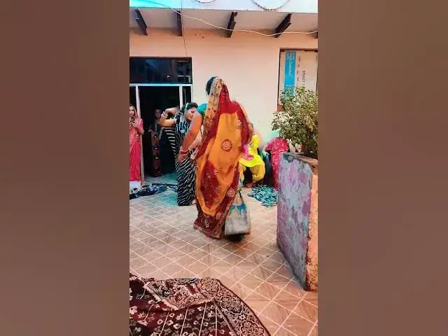 Video thumbnail for काली साड़ी में कमाल का डांस#happy_lokgeet #trending #viral #डांस