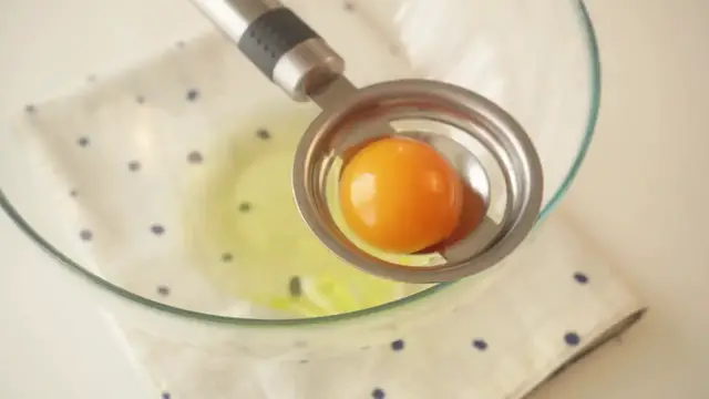 Video thumbnail for If You Have 3 Eggs and 10 Minutes  You Can Make This Perfect Fluffy Omelet(720P HD)