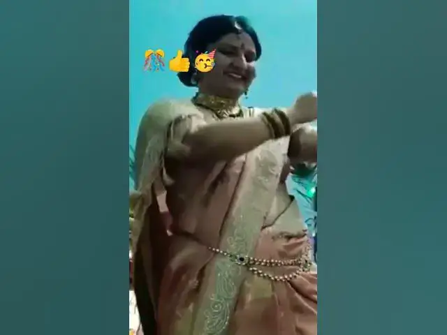 Video thumbnail for Radha Bhajan #happy_lokgeet #shorts