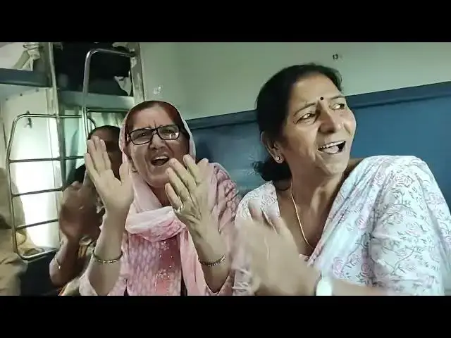 Video thumbnail for जाट हरियाणे का,संकर जी का भजन, साथ में महाकाल के दर्शन ,सोना देवी ने मचाई धूम#happy_lokgeet#bhajan