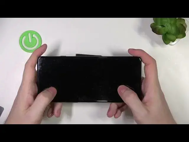 Video thumbnail for What’s Size Cubot Max 3 is Compered to Hand?