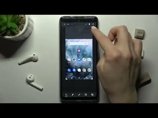 'Video thumbnail for How to Capture Screen without Pressing Buttons in Motorola Moto G60S - Take Screenshot via Gesture'