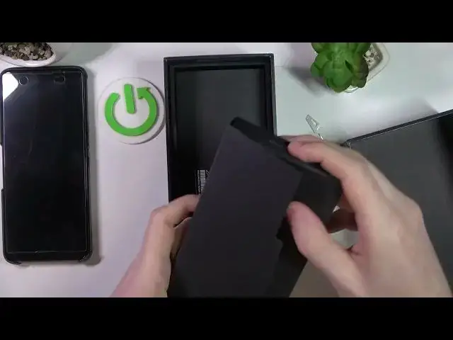 'Video thumbnail for Asus ROG Phone 6 - Does it Come with Earbuds'