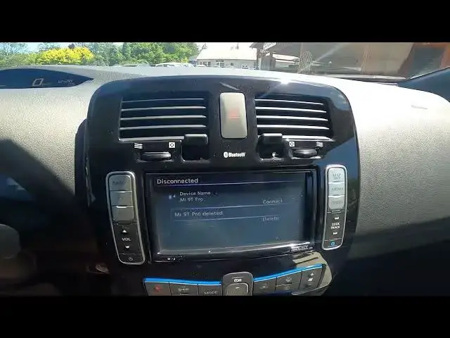 Video thumbnail for How to Disconnect Smartphone from Radio in Nissan Leaf ( 2011 - 2017 ) - Unpair Smartphone