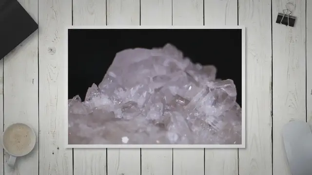 Video thumbnail for ‘Roman Rock Crystal 20-Sided Die’ Meme