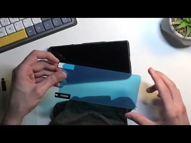 Video thumbnail for XIAOMI Black Shark 5 Pro Install Tempered Glass | Set Up Screen Protector