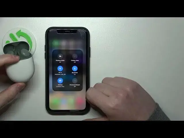 Video thumbnail for How To Pair iPhone With Google Pixel Buds