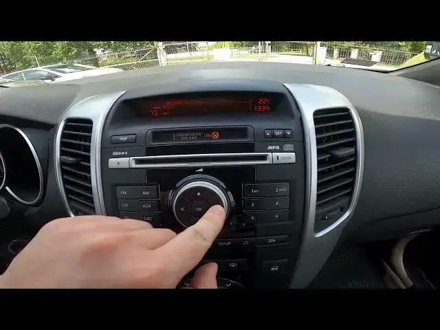 Video thumbnail for How to Assign Radio Station to Button in Kia Venga ( 2009 - 2019 )