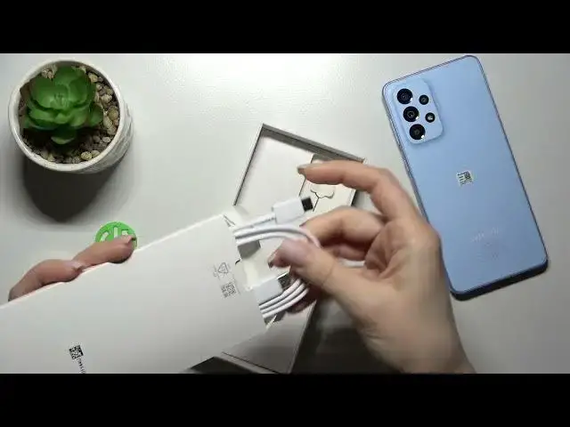 'Video thumbnail for Does Samsung Galaxy A33 Comes with USB Cable / What in Samsung Galaxy A33 box?'