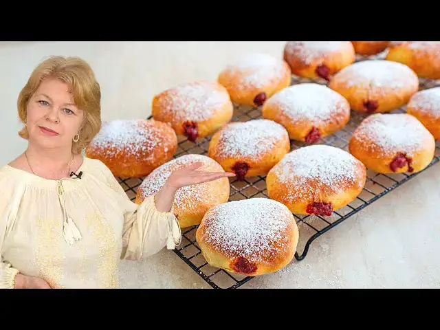 Video thumbnail for 🍩 GOGOŞI pufoase la air fryer - UMPLUTE cu gem, cremă de vanilie sau ciocolată