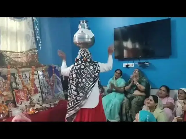 Video thumbnail for मेरी दोघड़ पे दो सर्प , हरयाणवी  डांस#happy_lokgeet #trending #krishna #हरियाणवी #जकड़ी #ragni #डांस