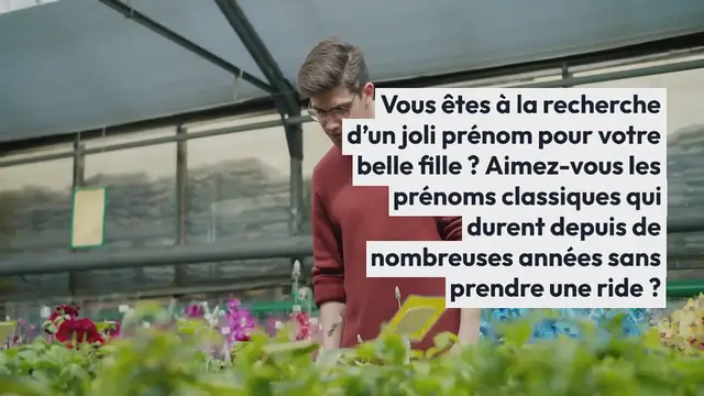 Video thumbnail for 20 prénoms indémodables pour une petite fille