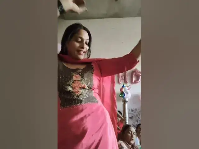 Video thumbnail for गदर डांस #happy_lokgeet #viral #डांस #shortvideo