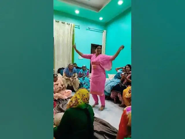 Video thumbnail for मेरा राजा सोया अटारी मैं #happy_lokgeet #trending #viral #dance