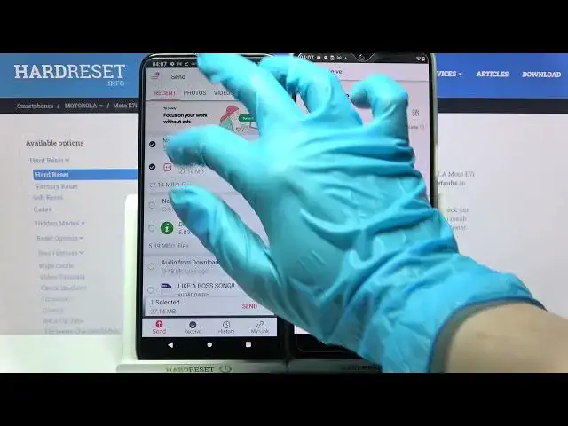 Video thumbnail for How to Transfer Data from MOTOROLA Moto E7i Power to Android | Move Contacts, Photos, Music, Apps