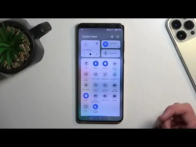 Video thumbnail for How to Enable and Set Up the Do Not Disturb Mode on the HUAWEI Mate 50 Pro