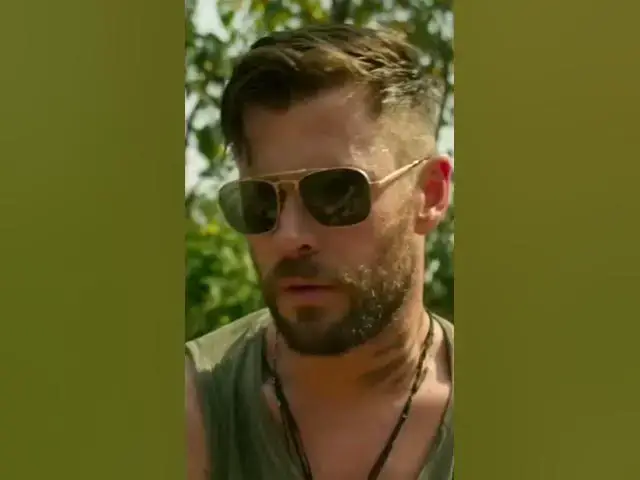 Video thumbnail for Extraction w/ Chris Hemsworth Dive #chrishemsworth #extraction #movieclip